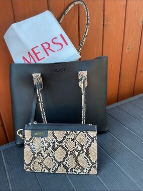 Mersi Bucket Style Snake Print Vegan Bag, coin pouch & dust bag.